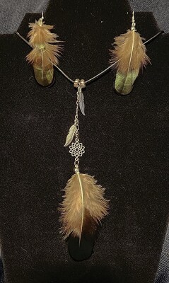 Feather necklaces and earrings sets - image2